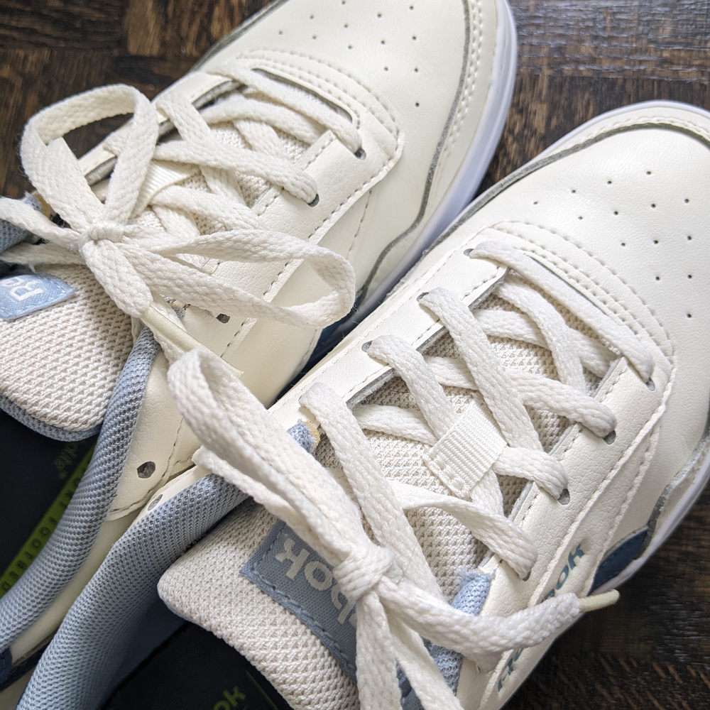 Reebok Classic White Blue Sneakers - Picture 6 of 9